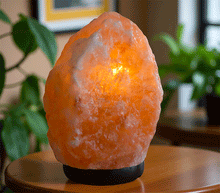 Naložite sliko v pregledovalnik galerije, Himalajska solna lucka naravna oblika astma svetilka elektrosmog solna luc madalbal solna svetilka himalajska solna lučka solna luč solna svetilka