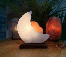 Naložite sliko v pregledovalnik galerije, Himalajska solna lucka naravna oblika astma svetilka elektrosmog solna luc madalbal solna svetilka himalajska solna lučka solna luč solna svetilka luna mesec