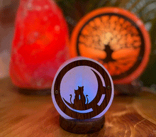 Naložite sliko v pregledovalnik galerije, Himalajska solna lucka mačka naravna oblika astma svetilka elektrosmog solna luc macka madalbal solna svetilka mackehimalajska solna lučka solna luč solna svetilka mačke