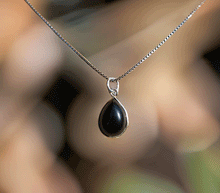 Naložite sliko v pregledovalnik galerije, srebrni obesek 925 oniks nakit kristal srebro 925 oniks zenski nakit modni nakit kristali obesek kristali poldragi kamni talisman