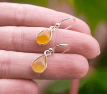 Naložite sliko v pregledovalnik galerije, srebrni zenski uhani 925 karneol zenski nakit nakit uhani srebro 925 uhani iz kristalov karneol uhani podragi kamni modni nakit kristali kristalni uhani karneol uhancki