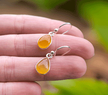 Naložite sliko v pregledovalnik galerije, srebrni zenski uhani 925 karneol zenski nakit nakit uhani srebro 925 uhani iz kristalov karneol uhani podragi kamni modni nakit kristali kristalni uhani karneol uhancki