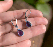 Naložite sliko v pregledovalnik galerije, srebrni zenski uhani 925 ametist zenski nakit nakit uhani srebro 925 uhani iz kristalov ametist uhani podragi kamni modni nakit kristali kristalni uhani ametist uhancki