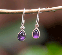Naložite sliko v pregledovalnik galerije, srebrni zenski uhani 925 ametist zenski nakit nakit uhani srebro 925 uhani iz kristalov ametist uhani podragi kamni modni nakit kristali kristalni uhani ametist uhancki