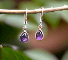 Naložite sliko v pregledovalnik galerije, srebrni zenski uhani 925 ametist zenski nakit nakit uhani srebro 925 uhani iz kristalov ametist uhani podragi kamni modni nakit kristali kristalni uhani ametist uhancki
