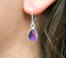 Naložite sliko v pregledovalnik galerije, srebrni zenski uhani 925 ametist zenski nakit nakit uhani srebro 925 uhani iz kristalov ametist uhani podragi kamni modni nakit kristali kristalni uhani ametist uhancki