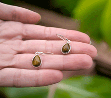 Naložite sliko v pregledovalnik galerije, srebrni zenski uhani 925 tigrovo oko zenski nakit nakit uhani srebro 925 uhani iz kristalov tigrovo oko uhani podragi kamni modni nakit kristali kristalni uhani tigrovo oko uhancki