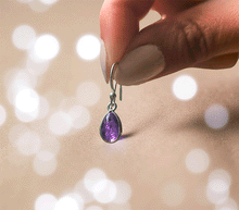 Naložite sliko v pregledovalnik galerije, srebrni ženski viseči uhani 925 ametist zenski nakit nakit viseci uhani srebro 925 uhani iz kristalov ametist uhani podragi kamni modni nakit kristali kristalni uhani ametist uhancki talisman za zaščito