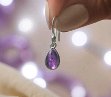 Naložite sliko v pregledovalnik galerije, srebrni ženski viseči uhani 925 ametist zenski nakit nakit viseci uhani srebro 925 uhani iz kristalov ametist uhani podragi kamni modni nakit kristali kristalni uhani ametist uhancki talisman za zaščito