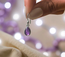 Naložite sliko v pregledovalnik galerije, srebrni ženski viseči uhani 925 ametist zenski nakit nakit viseci uhani srebro 925 uhani iz kristalov ametist uhani podragi kamni modni nakit kristali kristalni uhani ametist uhancki talisman za zaščito