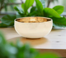 Naložite sliko v pregledovalnik galerije, tibetanska pojoča posoda pojoča skleda tibetanska pojoca posoda glasbila instrumenti zvocna kopel himalajska pojoca skleda ročno izdelana meditacija sprostitev zvočna kopel pojoče skelde ton A meditacija