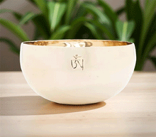 Naložite sliko v pregledovalnik galerije, tibetanska pojoča posoda pojoča skleda tibetanska pojoca posoda glasbila instrumenti zvocna kopel himalajska pojoca skleda ročno izdelana meditacija sprostitev zvočna kopel pojoče skelde ton A meditacija AUM