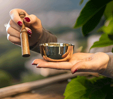 Naložite sliko v pregledovalnik galerije, tibetanska pojoča posoda pojoča skleda tibetanska pojoca posoda roža življenja cvet življenja glasbila instrumenti zvocna kopel tibetanska pojoca skleda cvet zivljenja