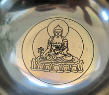 Naložite sliko v pregledovalnik galerije, tibetanska pojoča posoda pojoča skleda tibetanska pojoca posoda glasbila instrumenti zvocna kopel tibetanska pojoca skleda tri set buda buddha