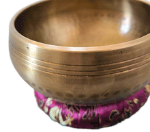 Naložite sliko v pregledovalnik galerije, tibetanska pojoča posoda pojoča skleda tibetanska pojoca posoda glasbila instrumenti zvocna kopel tibetanska pojoca skleda