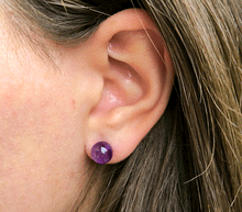 Naložite sliko v pregledovalnik galerije, srebrni zenski uhani 925 ametist zenski nakit nakit uhani srebro 925 uhani iz kristalov ametist uhani podragi kamni modni nakit kristali kristalni uhani ametist uhancki