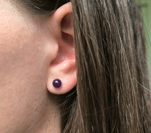 Naložite sliko v pregledovalnik galerije, srebrni ženski uhani 925 iz ametista zenski nakit nakit uhani srebro 925 uhani iz kristalov ametist uhani poldragi kamni modni nakit kristali kristalni uhani iz kristala ametist uhancki talisman za zaščito