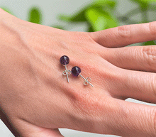 Naložite sliko v pregledovalnik galerije, srebrni ženski uhani 925 iz ametista zenski nakit nakit uhani srebro 925 uhani iz kristalov ametist uhani poldragi kamni modni nakit kristali kristalni uhani iz kristala ametist uhancki talisman za zaščito