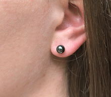 Naložite sliko v pregledovalnik galerije, srebrni ženski uhani 925 iz hematita zenski nakit nakit uhani hematit srebro 925 uhani iz kristalov hematit uhani poldragi kamni modni nakit kristali kristalni uhani hematit uhancki talisman za zaščito