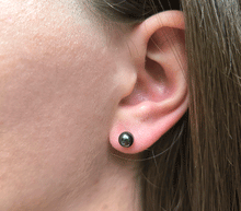 Naložite sliko v pregledovalnik galerije, srebrni ženski uhani 925 iz hematita zenski nakit nakit uhani hematit srebro 925 uhani iz kristalov hematit uhani poldragi kamni modni nakit kristali kristalni uhani hematit uhancki talisman za zaščito