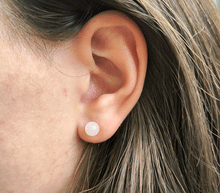 Naložite sliko v pregledovalnik galerije, srebrni zenski uhani 925 rozevec zenski nakit nakit uhani srebro 925 uhani iz kristalov rozevec uhani poldragi kamni modni nakit kristali kristalni uhani rozevec uhancki