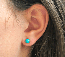Naložite sliko v pregledovalnik galerije, srebrni zenski uhani 925 turkiz zenski nakit nakit uhani srebro 925 uhani iz kristalov turkiz uhani poldragi kamni modni nakit kristali kristalni uhani turkiz uhancki