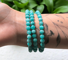 Naložite sliko v pregledovalnik galerije, zapestnica amazonit A kvaliteta iz kristalov 6 mm ženska zapestnica talisman iz poldragih kamnov nakit amazonit moda nakit iz kristalov kristali zapestnice ženske zapestnice talisman amazonit
