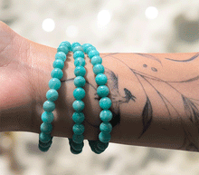 Naložite sliko v pregledovalnik galerije, zapestnica amazonit A kvaliteta iz kristalov 6 mm ženska zapestnica talisman iz poldragih kamnov nakit amazonit moda nakit iz kristalov kristali zapestnice ženske zapestnice talisman amazonit