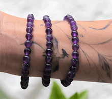 Naložite sliko v pregledovalnik galerije, zapestnica ametist iz kristalov 6 mm ženska zapestnica talisman iz poldragih kamnov nakit ametist moda nakit iz kristalov kristali zapestnice ženske zapestnice talisman ametist