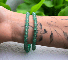 Naložite sliko v pregledovalnik galerije, zapestnica aventurin iz kristalov 6 mm ženska zapestnica talisman iz poldragih kamnov nakit aventurin moda nakit iz kristalov kristali zapestnice ženske zapestnice talisman aventurin