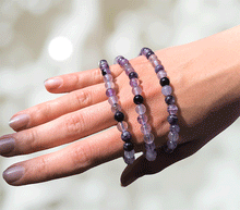 Naložite sliko v pregledovalnik galerije, zapestnica fluorit iz kristalov 6mm ženska zapestnica iz poldragih kamnov nakit fluorit moda nakit iz kristalov kristali zapestnice fluorit ženske zapestnice talisman