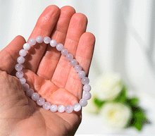 Naložite sliko v pregledovalnik galerije, zapestnica granat iz kristalov 6mm ženska zapestnica iz poldragih kamnov nakit granat moda nakit iz kristalov kristali zapestnice granat ženske zapestnice talisman