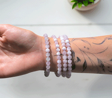 Naložite sliko v pregledovalnik galerije, zapestnica granat iz kristalov 6mm ženska zapestnica iz poldragih kamnov nakit granat moda nakit iz kristalov kristali zapestnice granat ženske zapestnice talisman