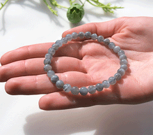 Naložite sliko v pregledovalnik galerije, zapestnica labradorit iz kristalov 6 mm ženska zapestnica talisman iz poldragih kamnov nakit labradorit moda nakit iz kristalov kristali zapestnice ženske zapestnice talisman labradorit