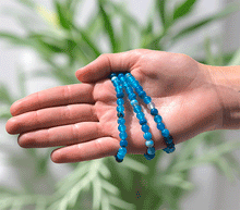 Naložite sliko v pregledovalnik galerije, ženska kristalna zapestnica modri črtasti ahat iz kristalov 6 mm ženska zapestnica iz kristalov talisman iz poldragih kamnov nakit modri ahat moda nakit iz kristalov kristali zapestnice ženske kristalne zapestnice talisman modri crtasti ahat