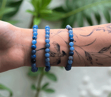 Naložite sliko v pregledovalnik galerije, zapestnica modri kremen iz kristalov 6mm ženska zapestnica iz poldragih kamnov nakit modri kremen moda nakit iz kristalov kristali zapestnice modri kremen ženske zapestnice talisman
