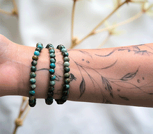 Naložite sliko v pregledovalnik galerije, zapestnica modri opal iz kristalov 6 mm kristalna ženska zapestnica talisman iz poldragih kamnov nakit modri opal moda nakit iz kristalov kristali zapestnice ženske kristalne zapestnice talisman modri opal