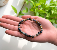 Naložite sliko v pregledovalnik galerije, ženska kristalna zapestnica oceanski jaspis iz kristalov 6 mm ženska zapestnica iz kristalov talisman iz poldragih kamnov nakit oceanski jaspis moda nakit iz kristalov kristali zapestnice ženske kristalne zapestnice talisman oceanski jaspis