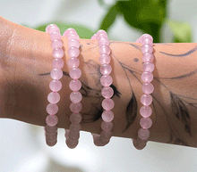 Naložite sliko v pregledovalnik galerije, zapestnica roževec iz kristalov 6mm ženska zapestnica iz poldragih kamnov nakit iz roževca moda nakit iz kristalov kristali zapestnice rozevec ženske zapestnice talisman
