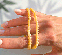 Naložite sliko v pregledovalnik galerije, zapestnica oranžni kalcit iz kristalov ženska zapestnica iz poldragih kamnov nakit oranžni kalcit moda nakit iz kristalov kristali zapestnice ženske zapestnice iz oranžnega kalcita 4mm