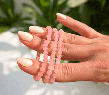 Naložite sliko v pregledovalnik galerije, zapestnica roževec iz kristalov ženska zapestnica iz poldragih kamnov nakit rozevec moda nakit iz kristalov kristali zapestnice ženske zapestnice iz roževca 4mm