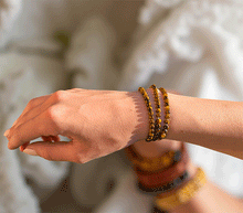 Naložite sliko v pregledovalnik galerije, zapestnica tigrovo oko iz kristalov ženska zapestnica iz poldragih kamnov nakit tigrovo oko moda nakit iz kristalov kristali zapestnice ženske zapestnice iz tigrovega očesa 4mm