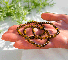 Naložite sliko v pregledovalnik galerije, zapestnica tigrovo oko iz kristalov ženska zapestnica iz poldragih kamnov nakit tigrovo oko moda nakit iz kristalov kristali zapestnice ženske zapestnice iz tigrovega očesa 4mm