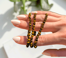 Naložite sliko v pregledovalnik galerije, zapestnica tigrovo oko iz kristalov ženska zapestnica iz poldragih kamnov nakit tigrovo oko moda nakit iz kristalov kristali zapestnice ženske zapestnice iz tigrovega očesa 4mm