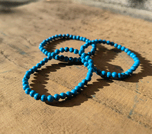 Naložite sliko v pregledovalnik galerije, zapestnica turkiz iz kristalov ženska zapestnica iz poldragih kamnov nakit turkiz moda nakit iz kristalov kristali zapestnice ženske kristalne zapestnice iz turkiza 4mm
