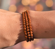 Naložite sliko v pregledovalnik galerije, zapestnica sončev kamen iz kristalov ženska zapestnica zlati kamen iz poldragih kamnov nakit zlati peščenjak moda sončev kamen nakit iz kristalov zlati kamen kristali sončev kamen zapestnice ženske zapestnice iz zlatega kamna 4mm