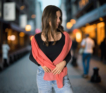 Naložite sliko v pregledovalnik galerije, ženski šal poletni šali enobarvni korala modni sal sali prehodni sal bombaž bombaz svila ženski šali moda modni dodatki udoben šal mehek sal jesenski šal modni dodatek ženski šal