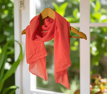 Naložite sliko v pregledovalnik galerije, ženski šal poletni šali enobarvni korala modni sal sali prehodni sal bombaž bombaz svila ženski šali moda modni dodatki udoben šal mehek sal jesenski šal modni dodatek ženski šal