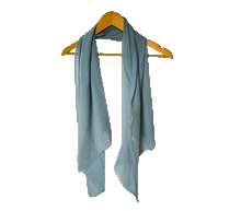 Naložite sliko v pregledovalnik galerije, ženski šal poletni šali enobarvni modni sal moder sali modri prehodni sal bombaž bombaz svila ugodni ženski šali moda modni dodatki udoben šal mehek sal jesenski šal modni dodatek ženski šal naravni material spomladanski šal šali za občutljivo kožo