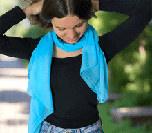 Naložite sliko v pregledovalnik galerije, ženski šal poletni šali enobarvni modni sal modra sali prehodni sal bombaž bombaz svila ugodni ženski šali moda modni dodatki udoben šal mehek sal jesenski šal modni dodatek ženski šal naravni material spomladanski šal šali za občutljivo kožo